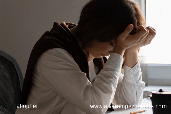 El laberinto del teletrabajo en España Desafíos ocultos y soluciones necesarias