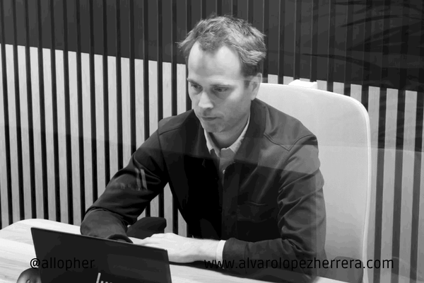 albert serra ceo ooptimo
